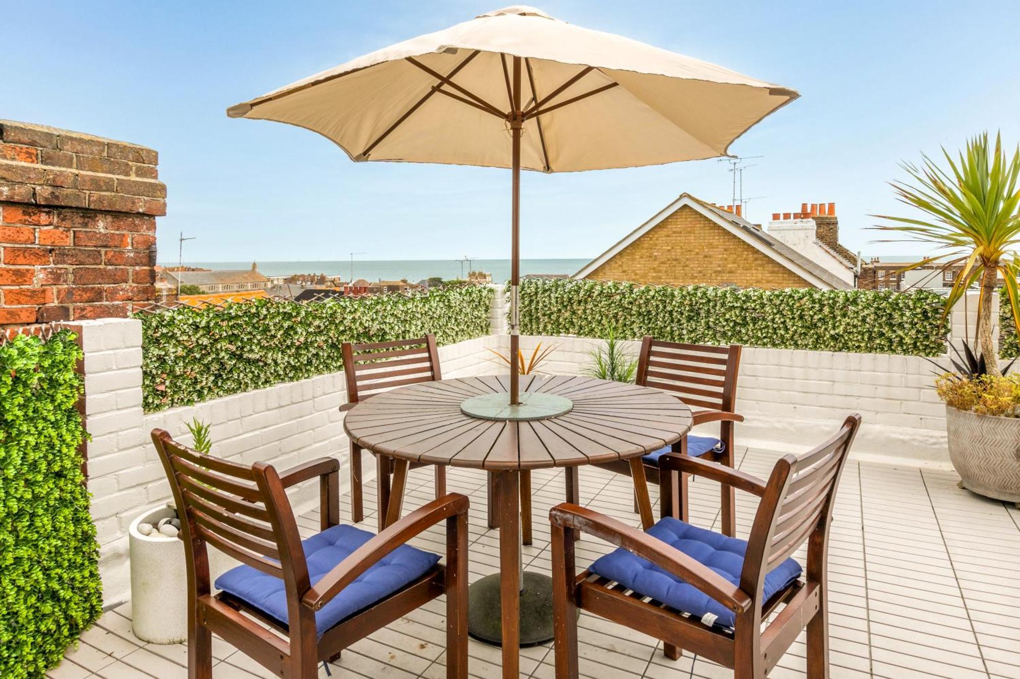 2 Bedr Apmt, Seaview Terrace, Central Broadstairs Apartment Екстериор снимка